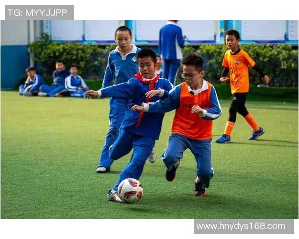 桐梓林小学足球明星展现青春风采助力校园体育发展